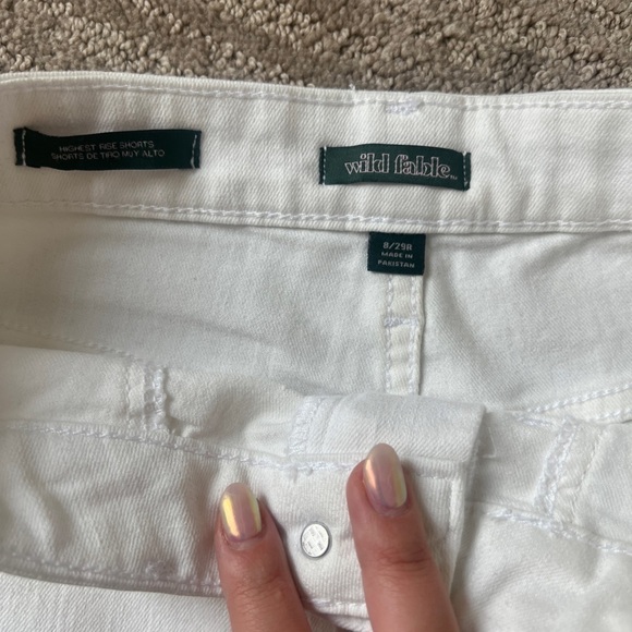 WILD FABLE - women’s white high waisted shorts - Picture 3 of 4
